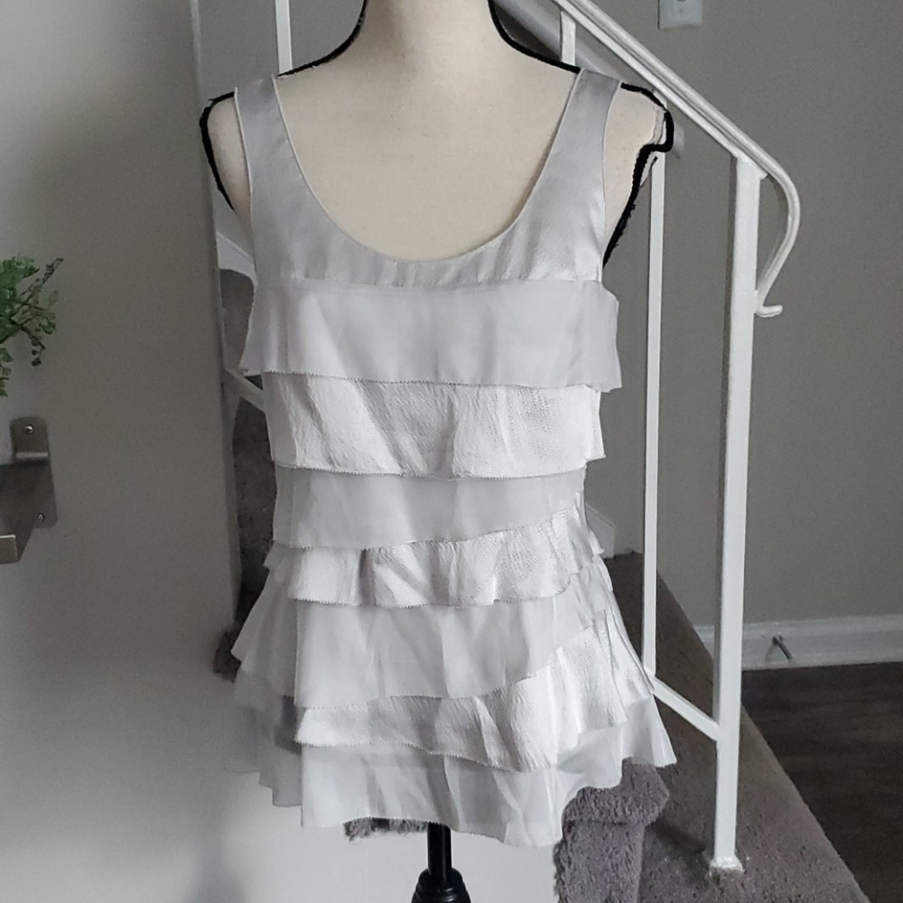 🌹WHBM Ruffle Tiered Silk Blouse S